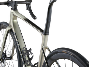 Giant Defy Advanced SL 1 2024 Available to Order