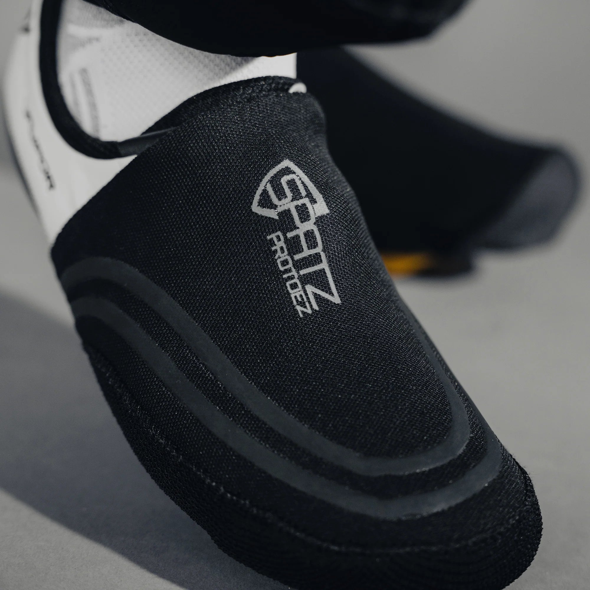 PRO STEALTH OVERSHOE SYSTEM