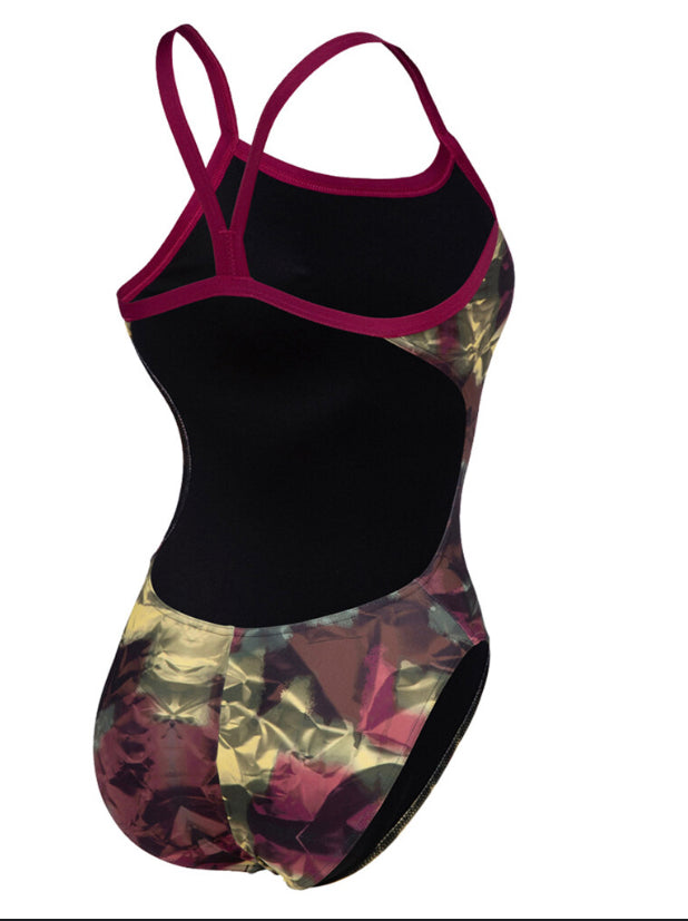 Arena Red Fandango challenge back