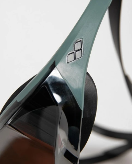 Arena Cobra Edge Swipe Mirror Silver sage Black