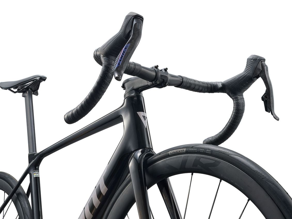 Giant TCR Advanced Pro 0 AXS 2026